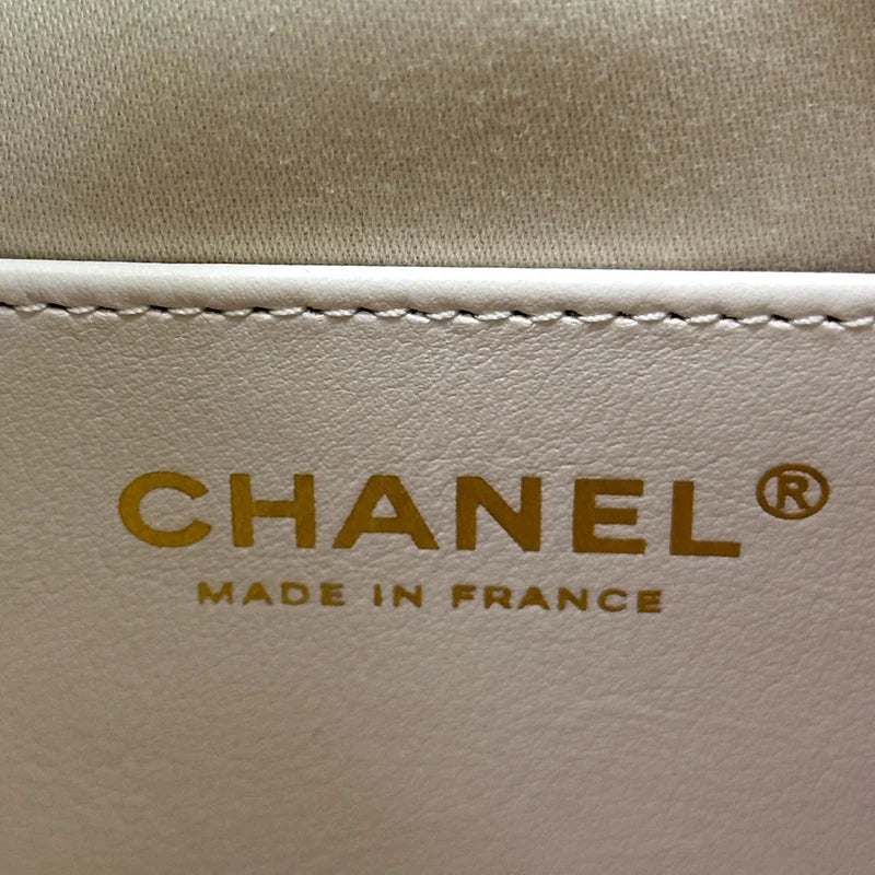 Chanel 25 Small Handbag White Grained Calfskin