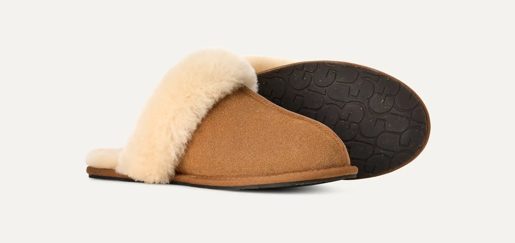UGG® Scuffette Sheepskin Slipper – Cozy Comfort for Every Morning