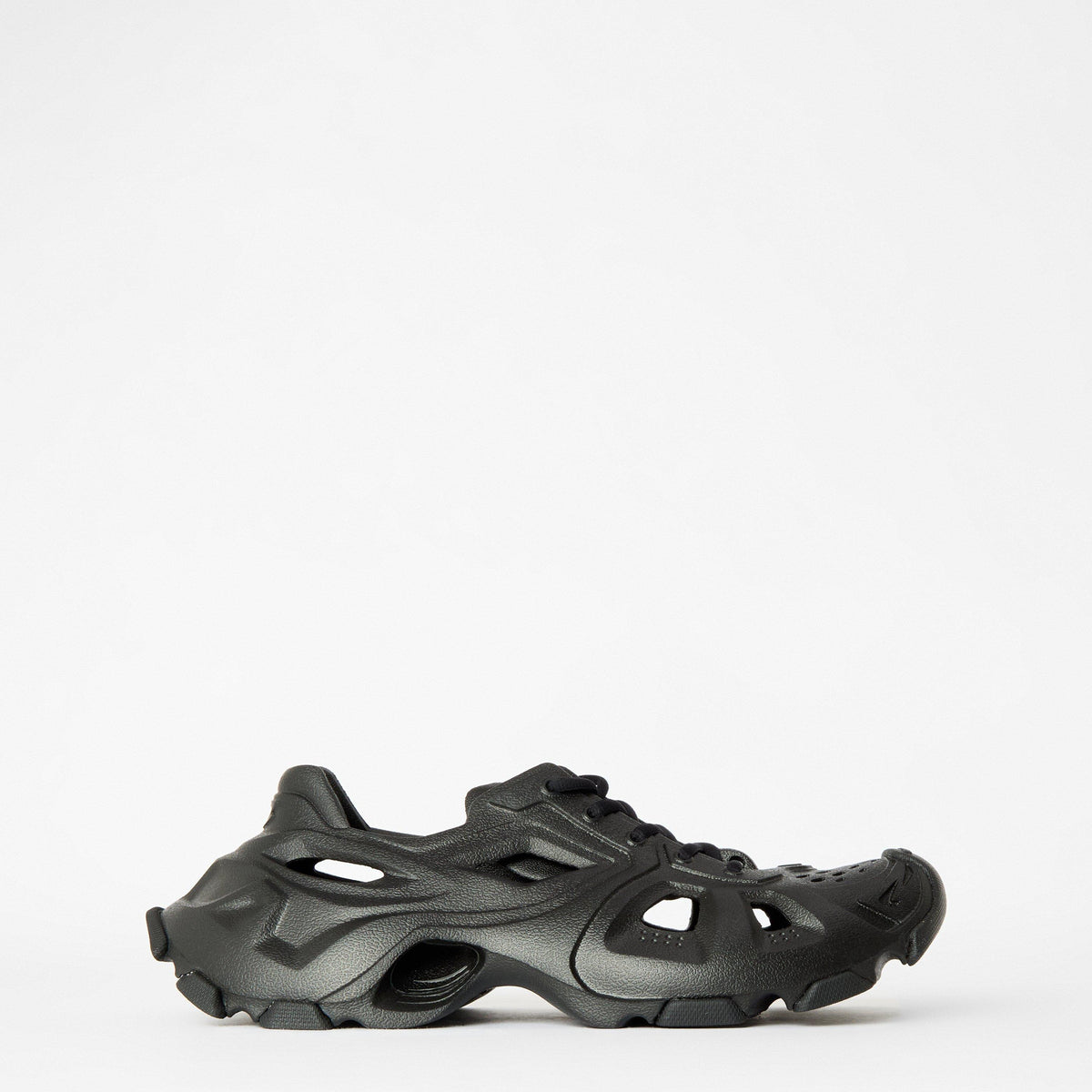 HD Rubber Low Top Sneakers