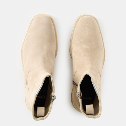 Chelsea Boots