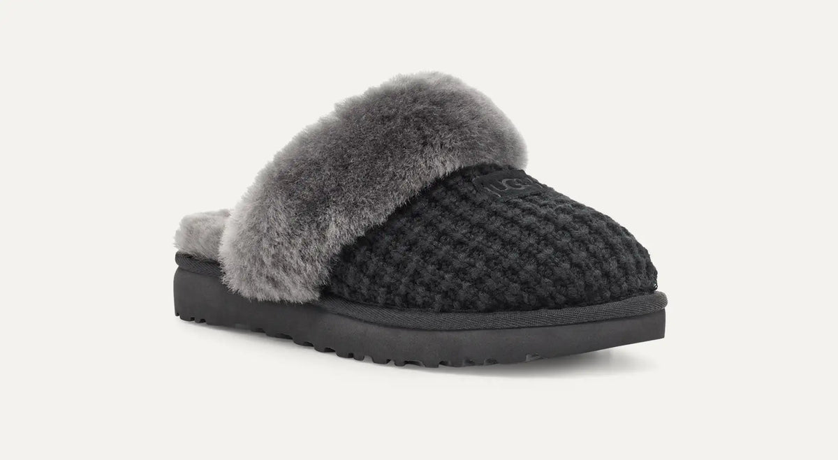 UGG® Cozy Knit Sheepskin Slipper – Ultra-Soft Winter Comfort