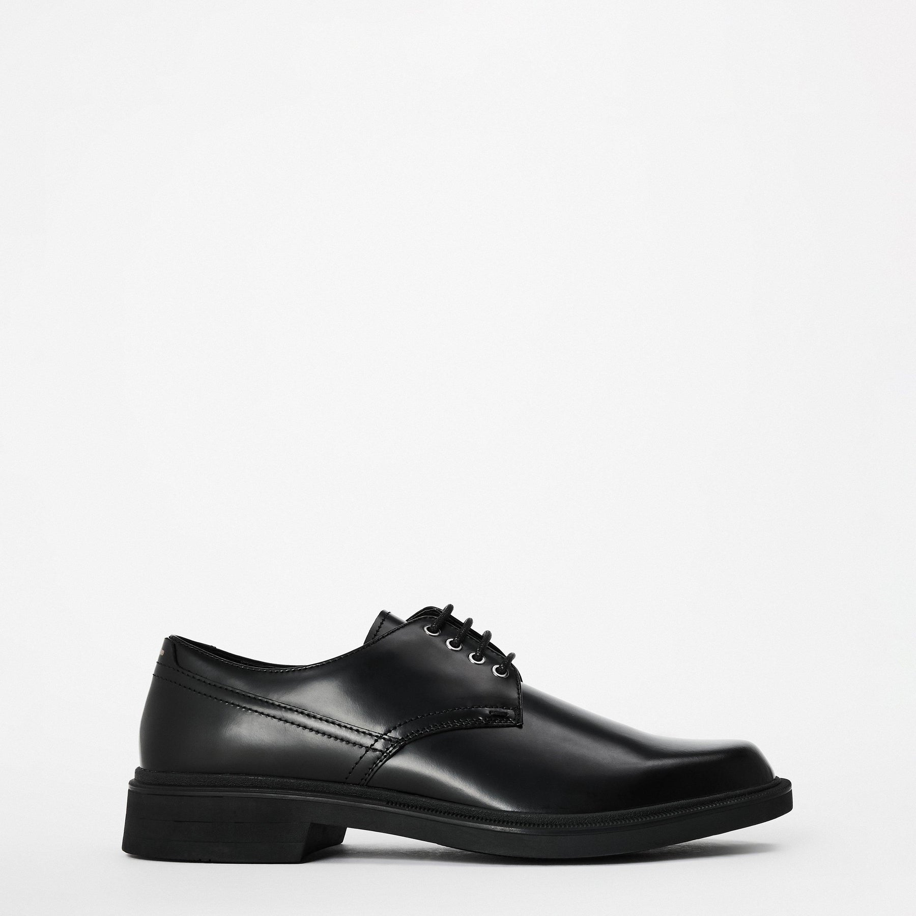 Ronnin Derby Shoes