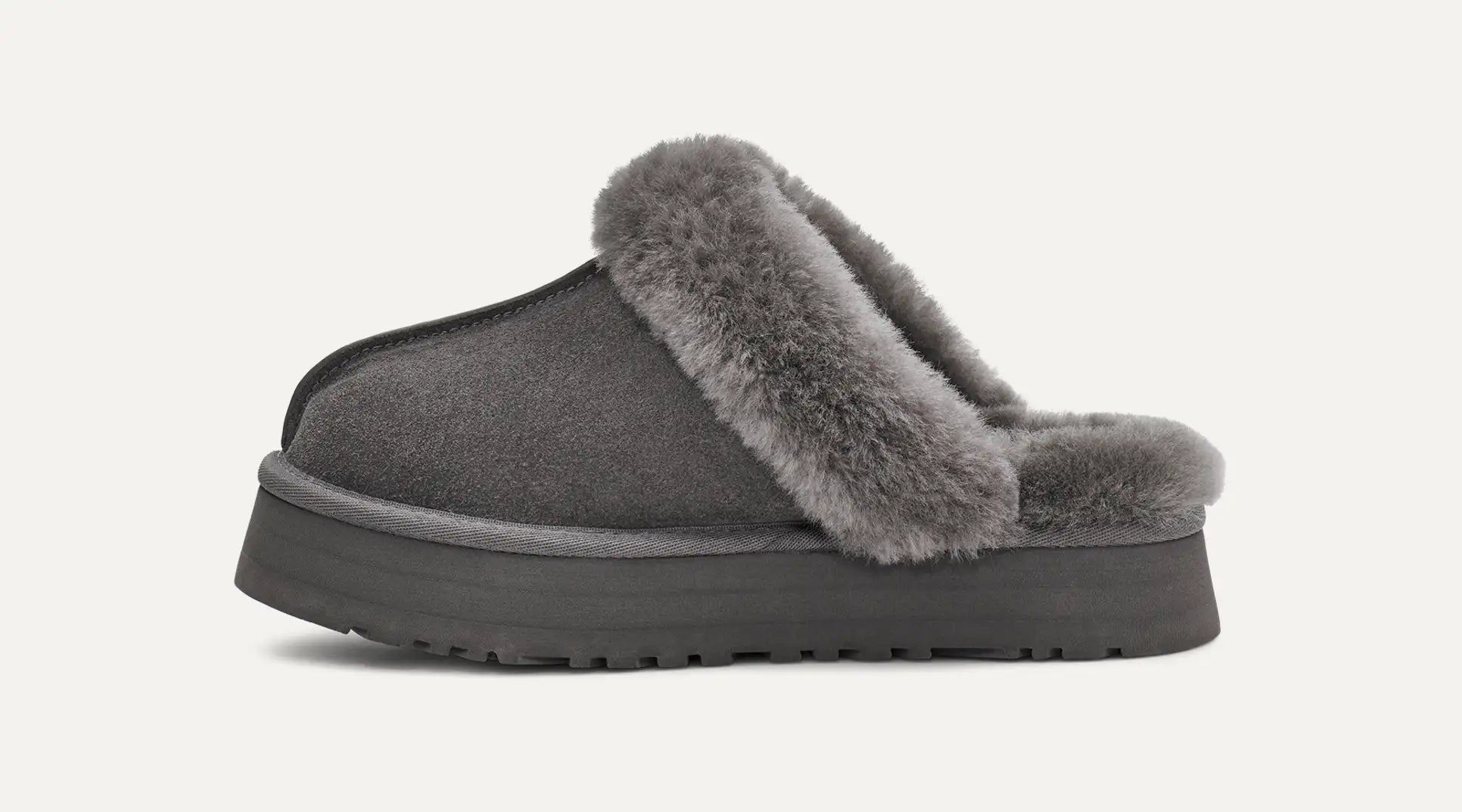 UGG® Disquette Platform Slipper – Sheepskin Comfort with Retro Style