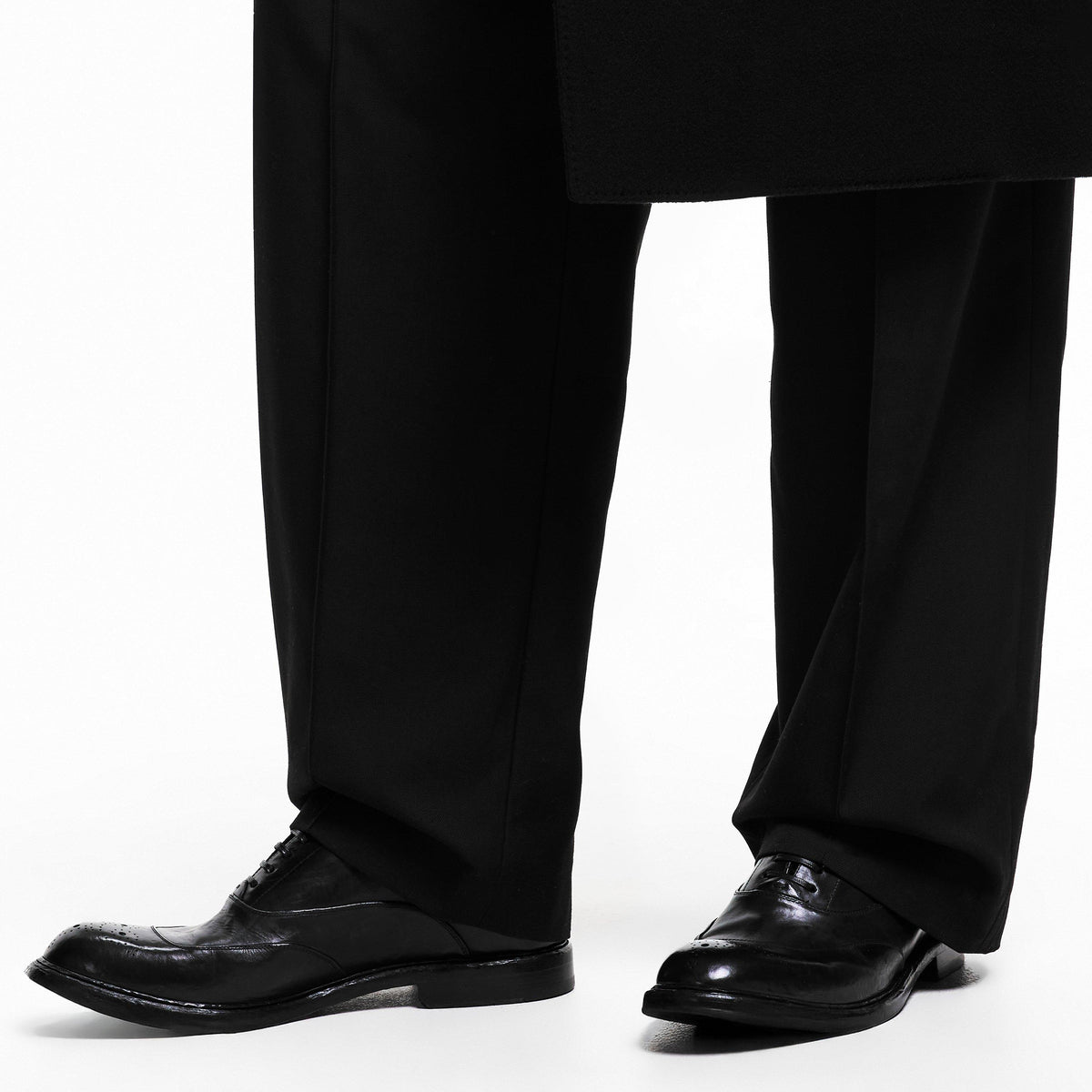 Lavato Brogues