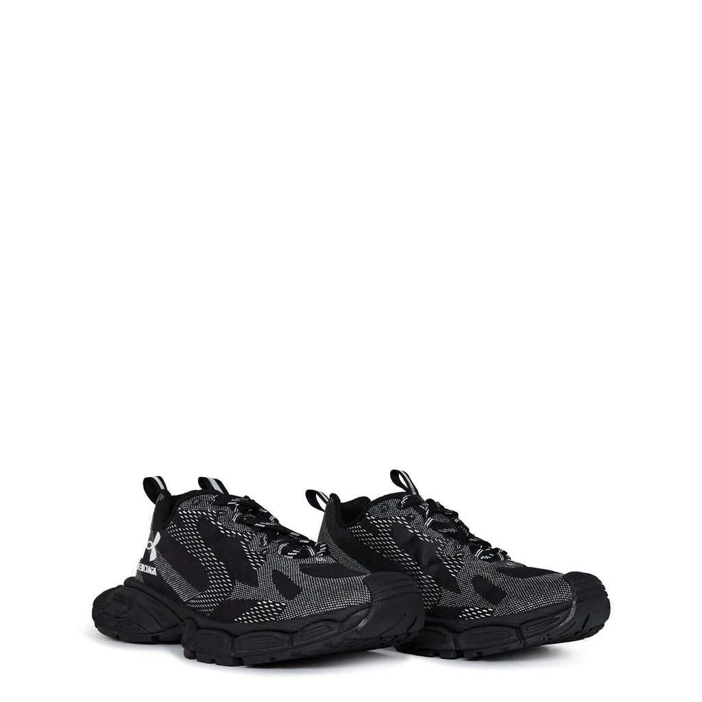 X Under Armour 3xl Sneakers