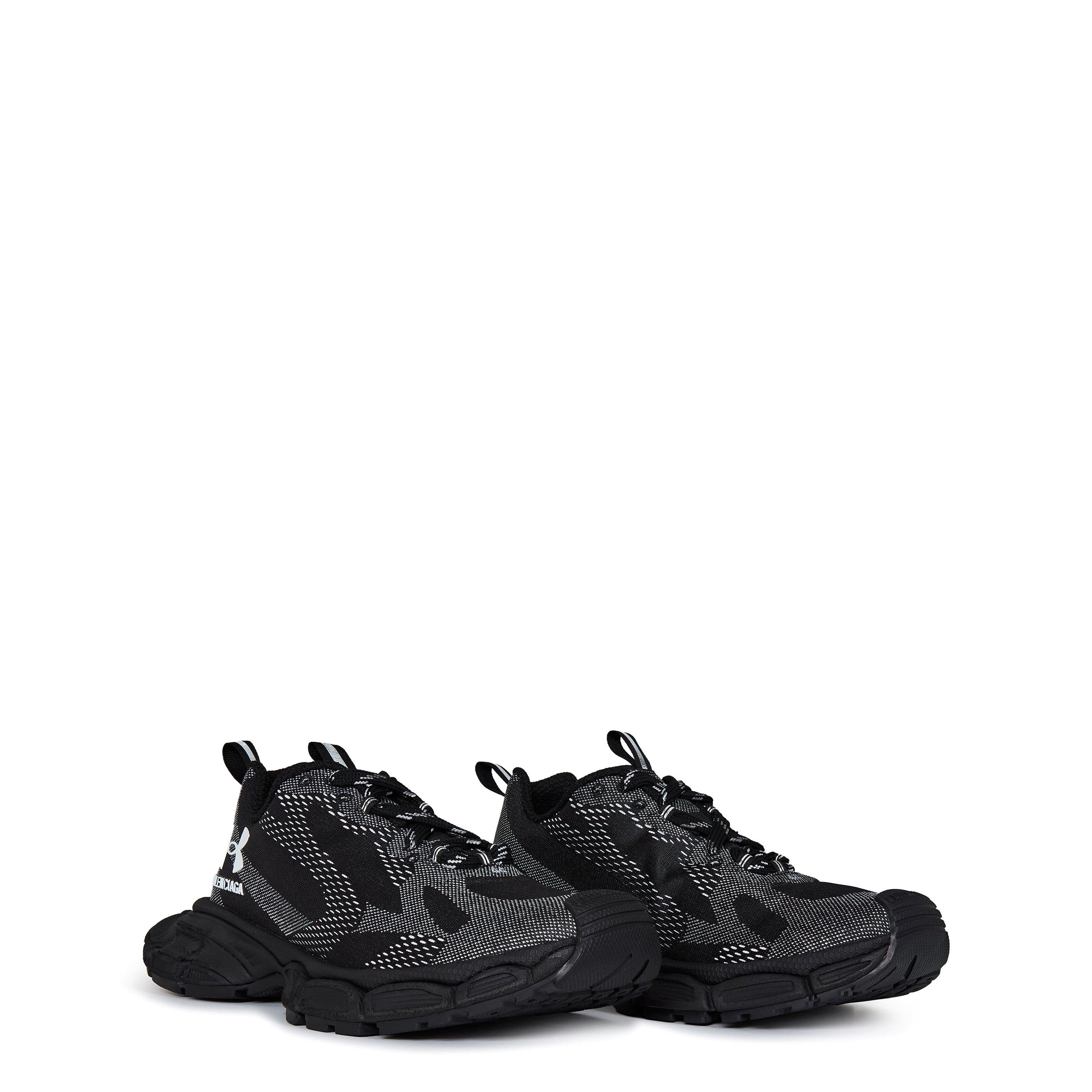 X Under Armour 3xl Sneakers