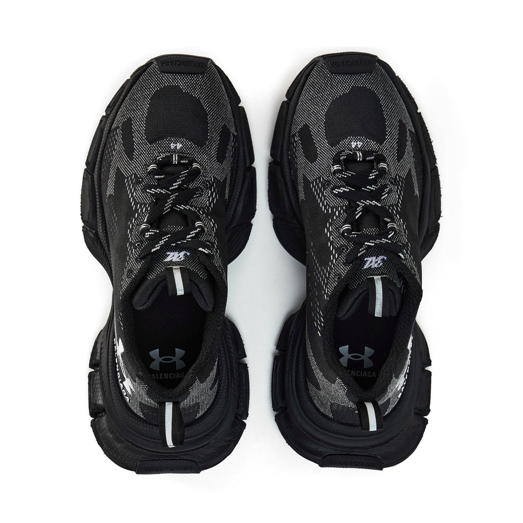 X Under Armour 3xl Sneakers