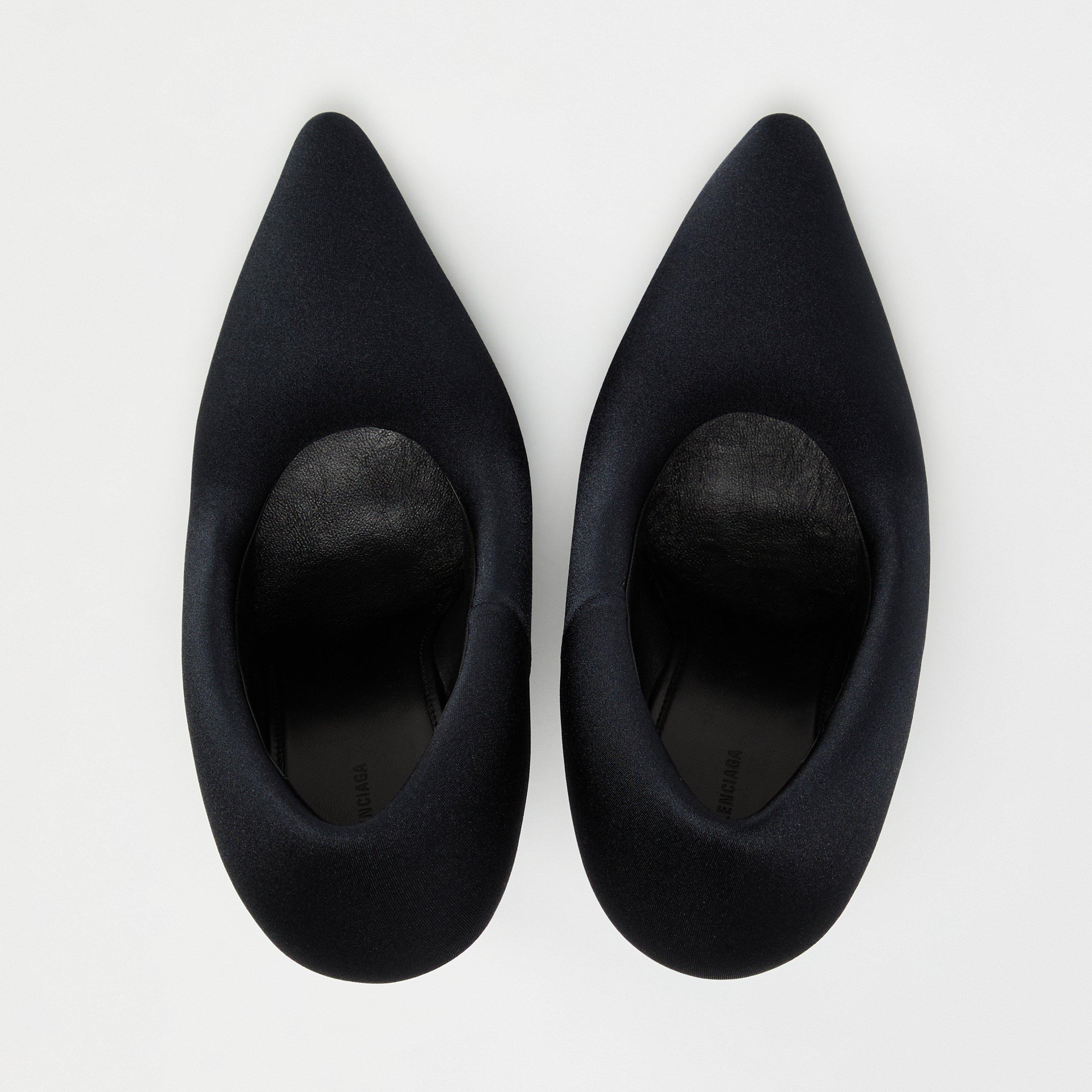 Xl Heeled Pumps