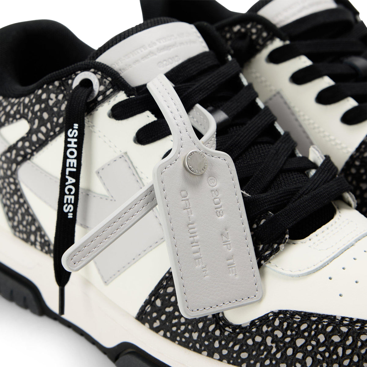 Outofoffice Side Plate Low-Top Trainers