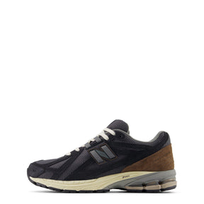 1906r Trainers