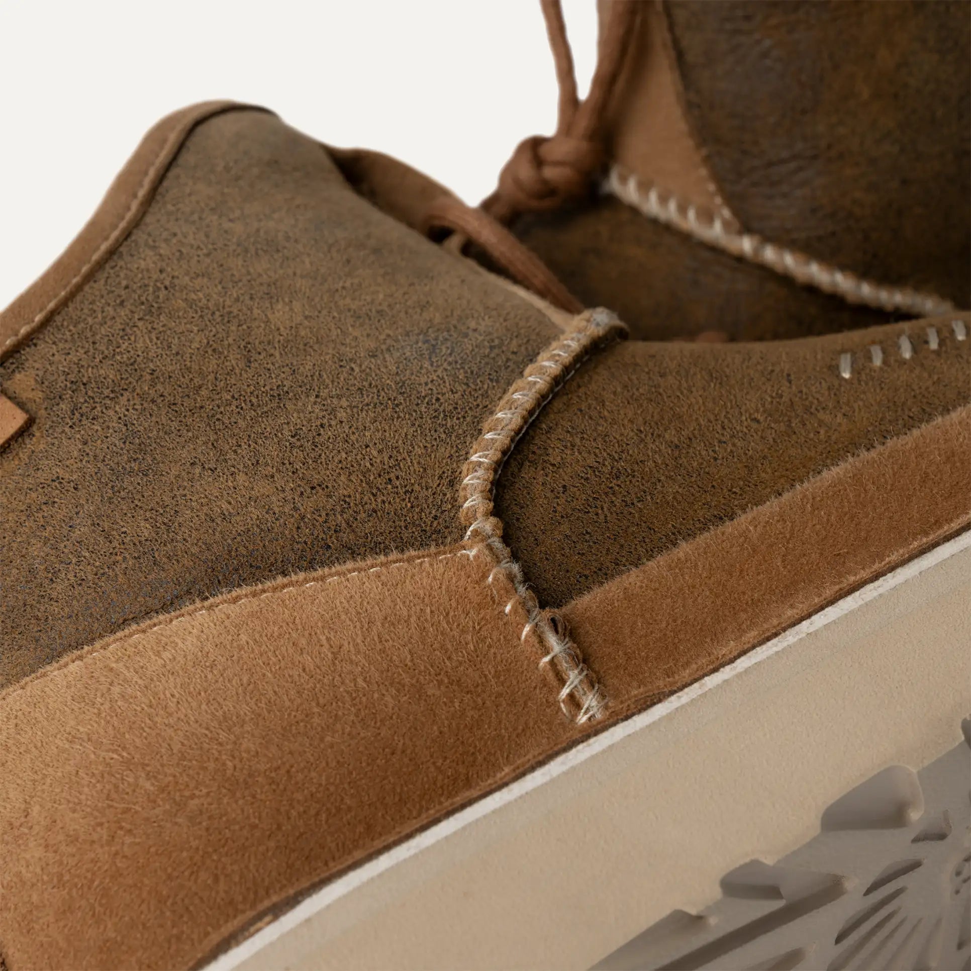 UGG® Campfire Regenerate Boot – Eco-Conscious Comfort with Twinface Sheepskin