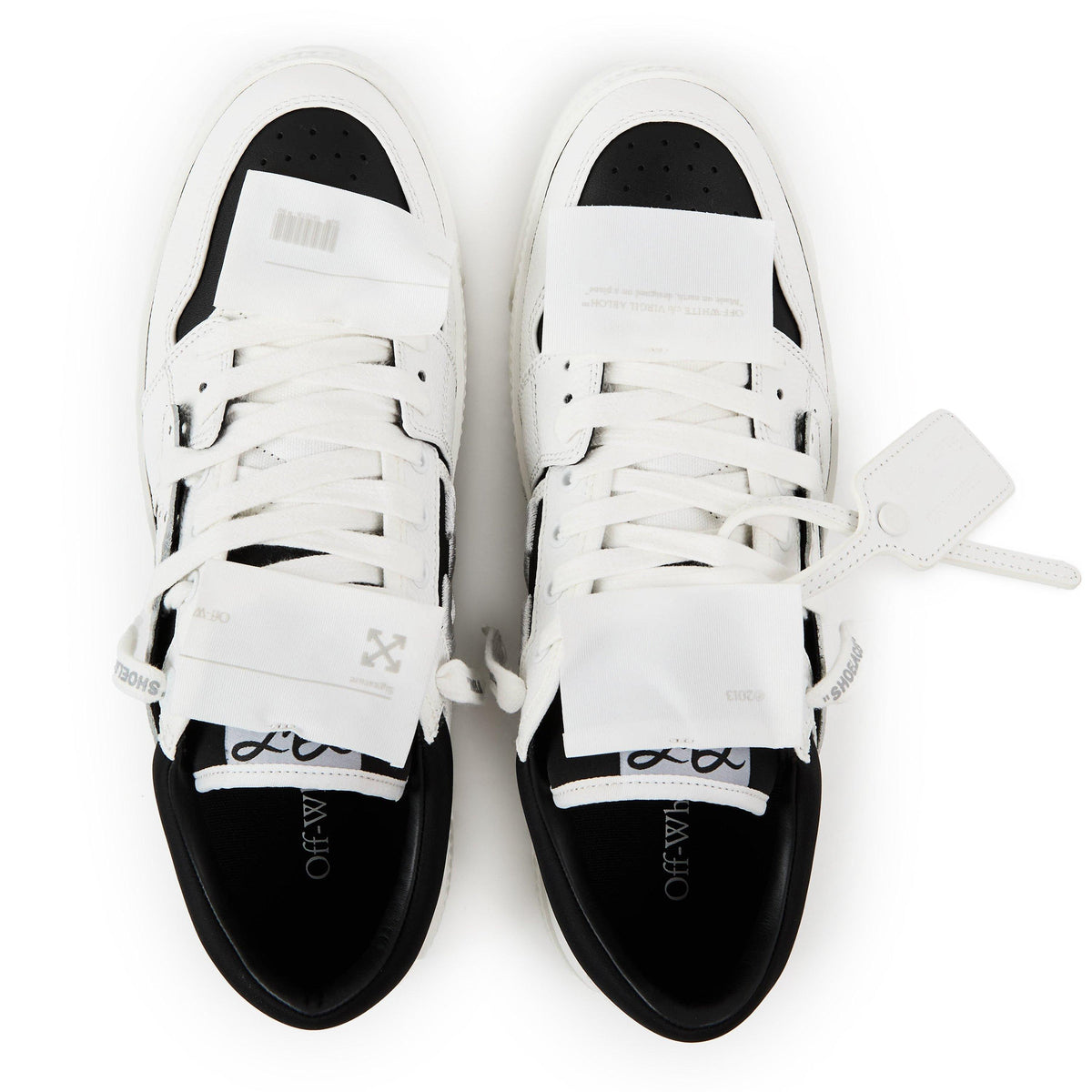 3.0 Court Low Eye-catching Silhouette Trainers