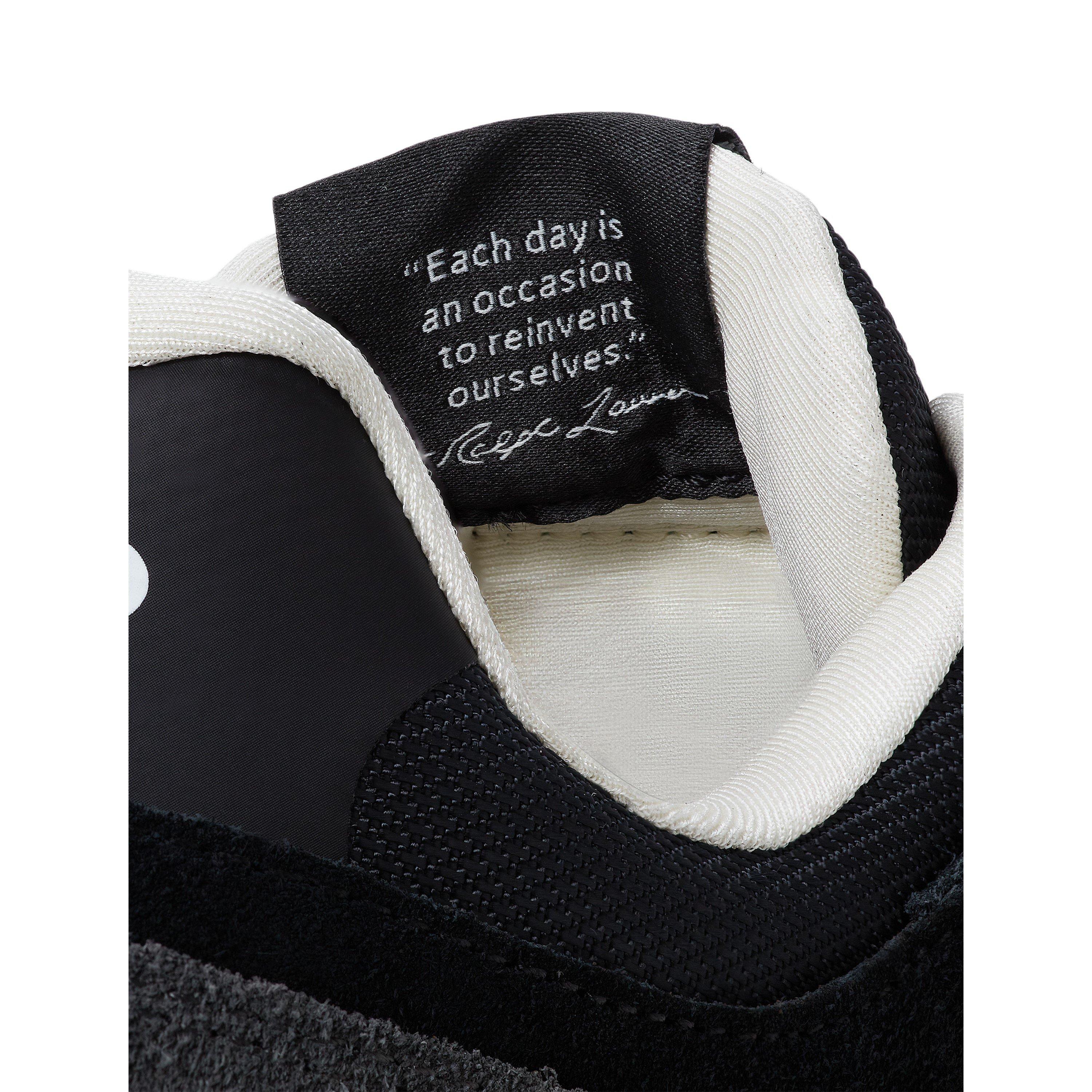 Train 89 Low-Top Trainers