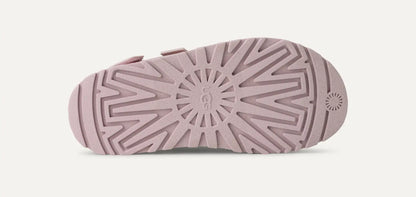 GoldenGlow Platform – The It-Girl Sandal That Brings the Bold