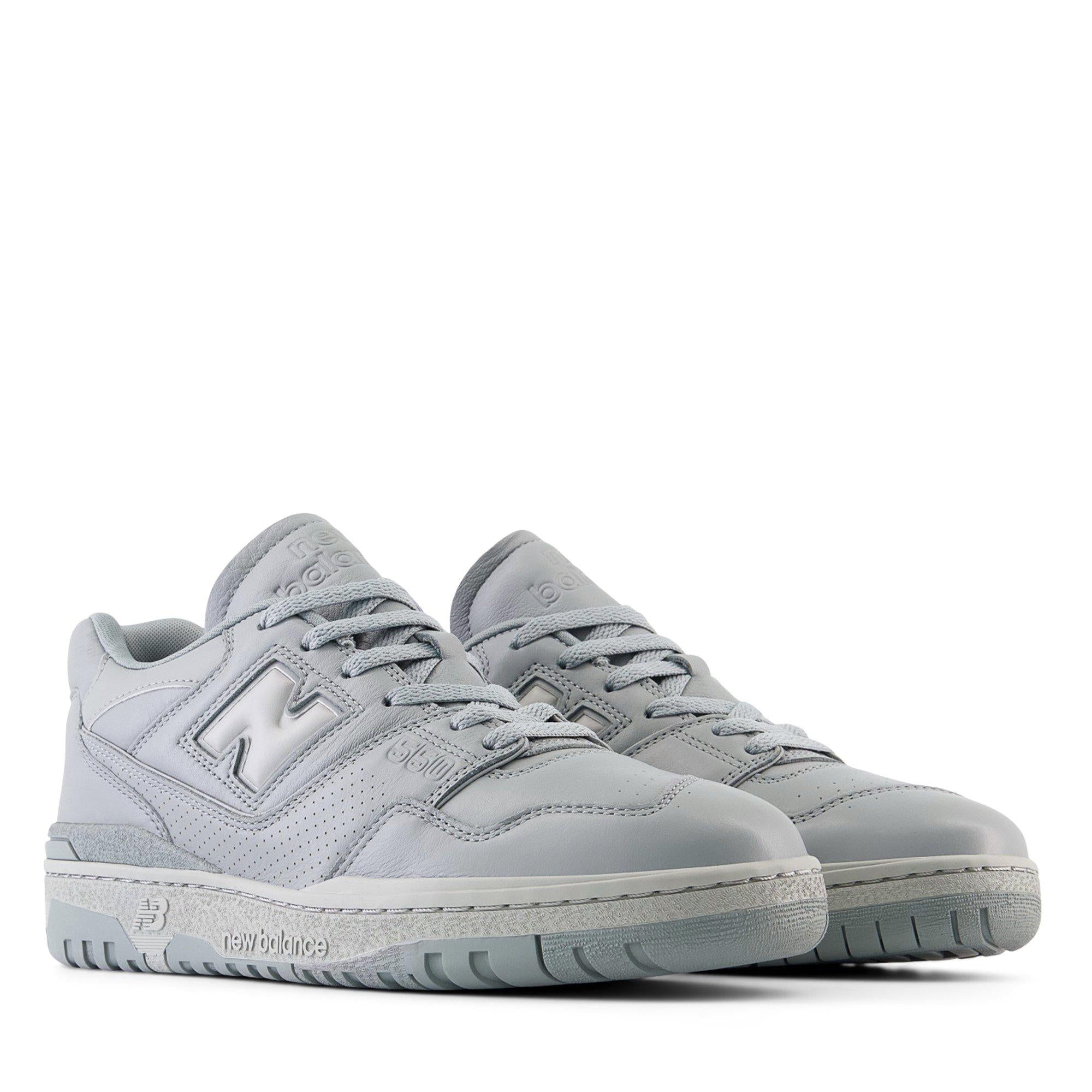 Nb 550 Monochrome Sneakers Mens