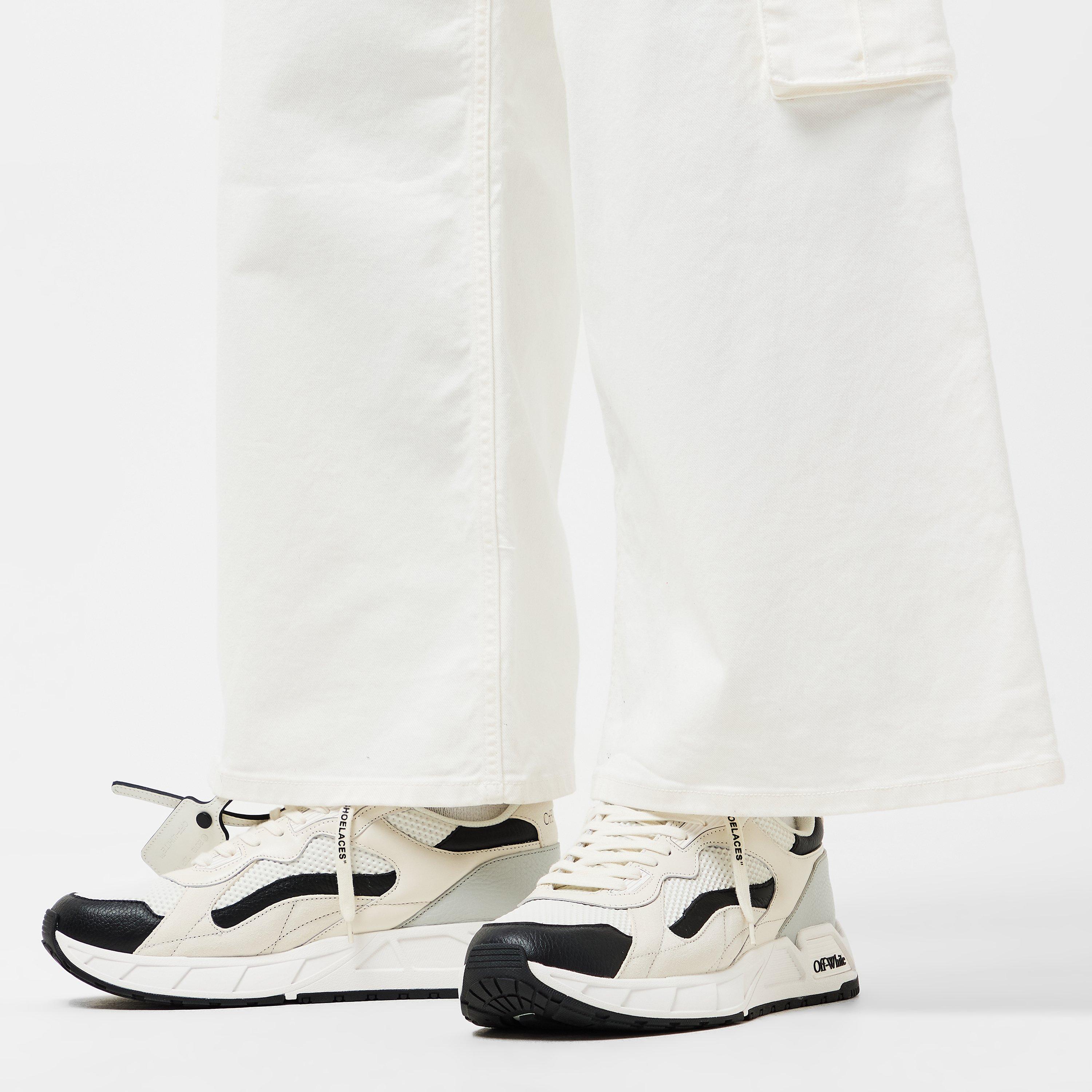 Kick- Panelled Chunky Leather Lace Up Low-Top Trainers