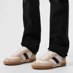 Low Top Terrence Sneakers