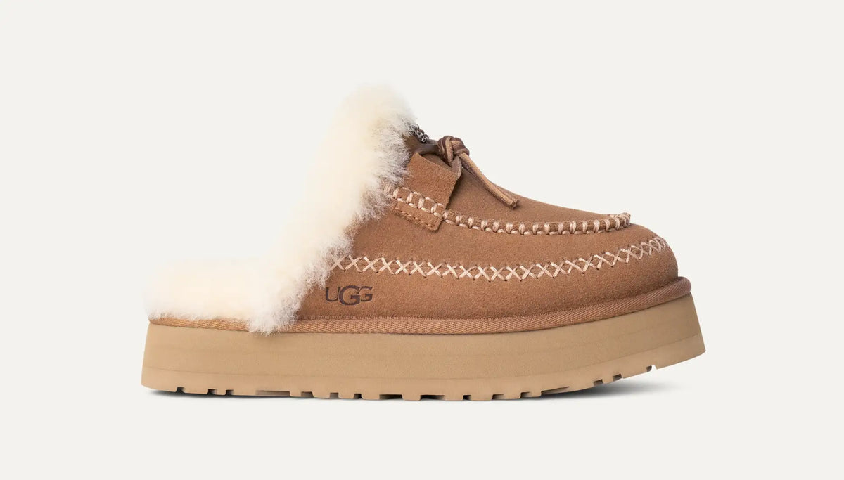 UGG® Disquette Alpine Slipper – Elevated Heritage with Sheepskin Comfort
