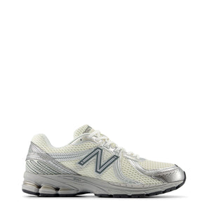 860v2 Trainers