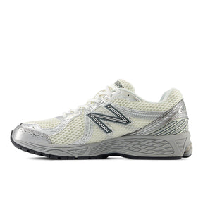 860v2 Trainers