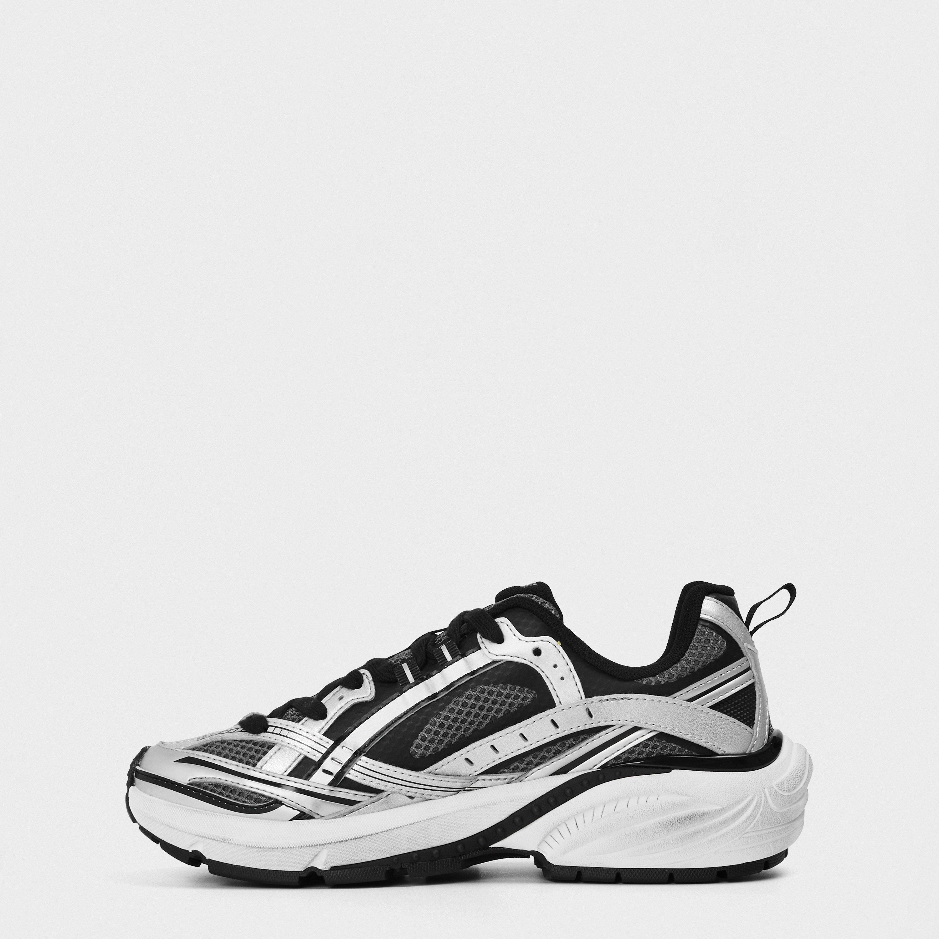 Men's Storm Runners, Glossy Clips, Matte Finish Trainers