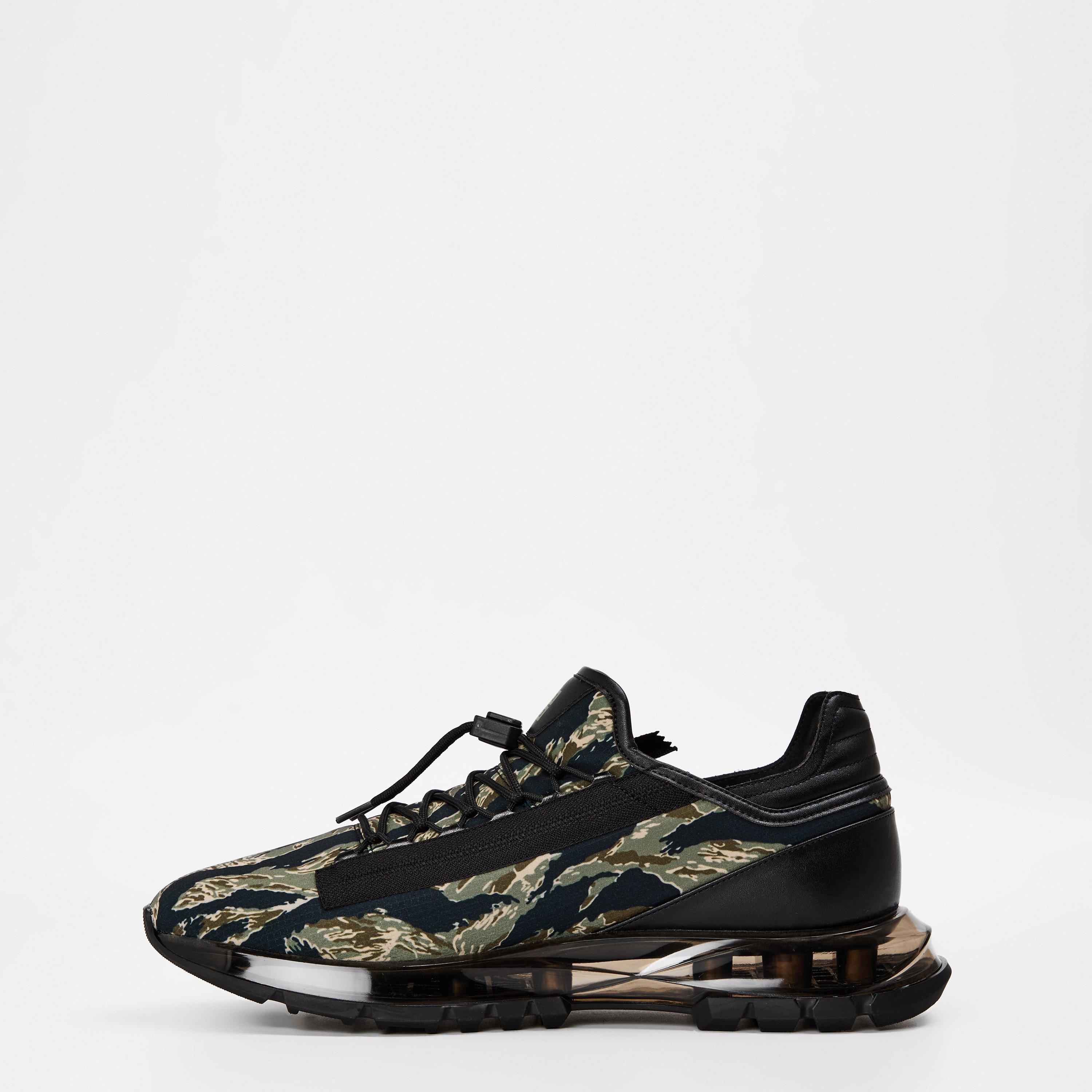 Men's GIV Spectre Zipped Runners