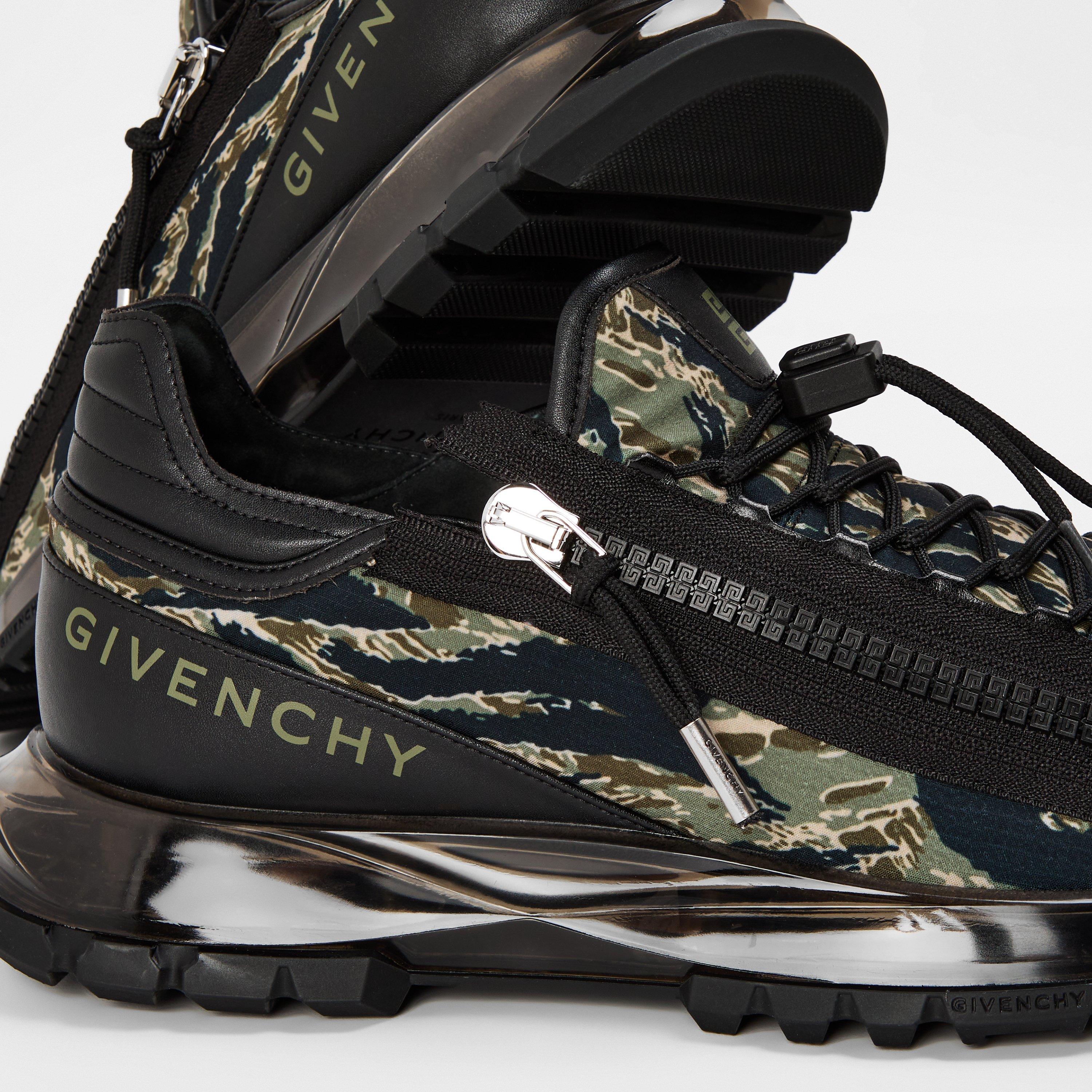 Men's GIV Spectre Zipped Runners