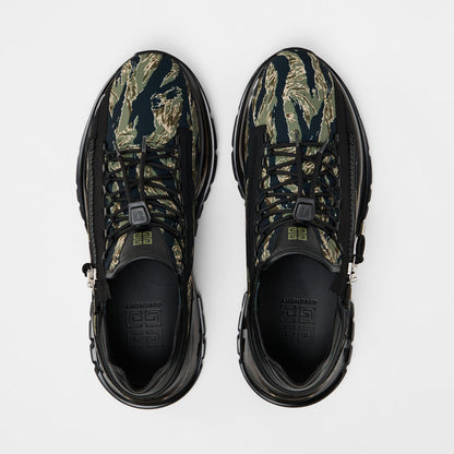 Men's GIV Spectre Zipped Runners