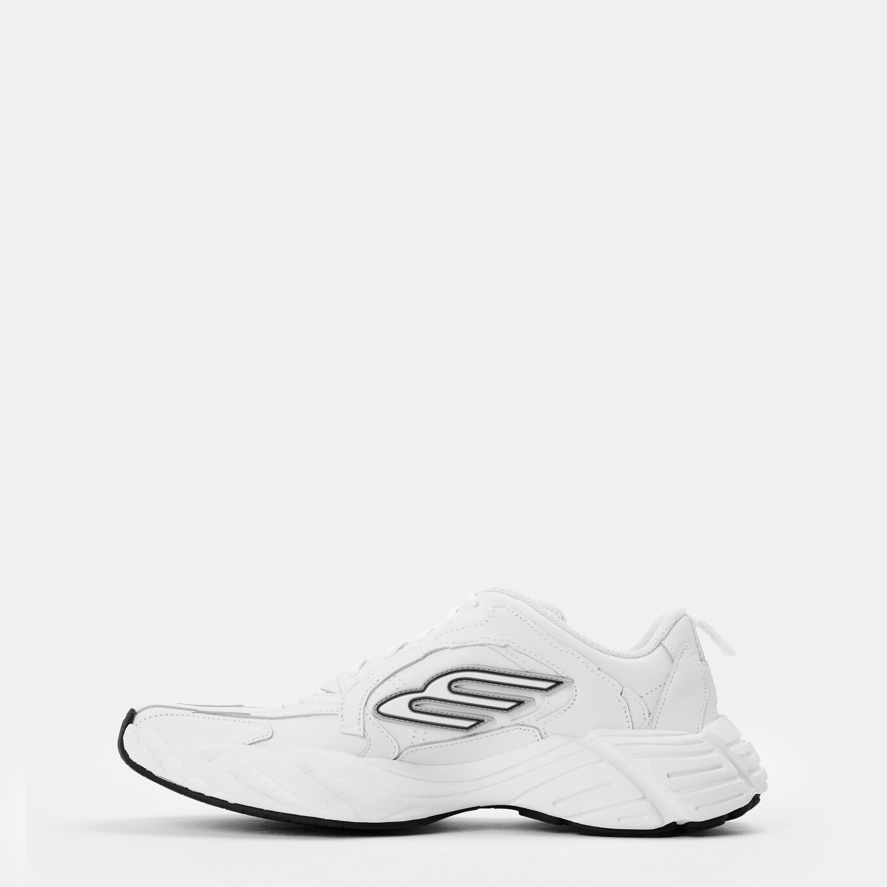 Monday Trainers