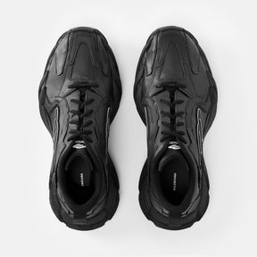 Monday Trainers