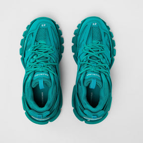 Track Runners