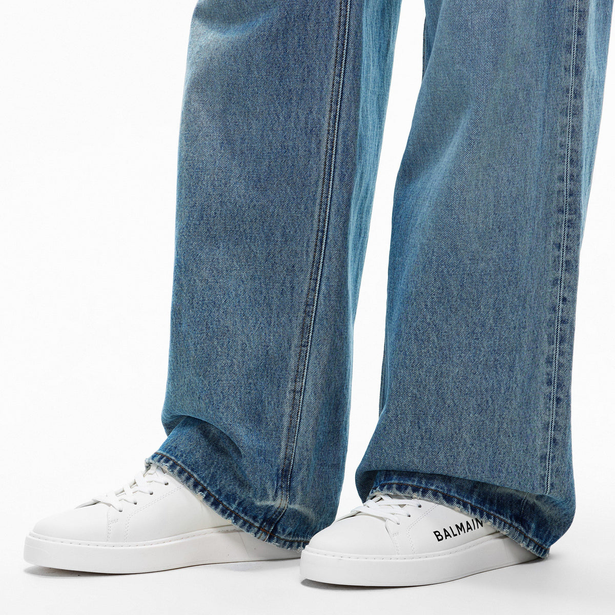 B Court Low-Top Trainers