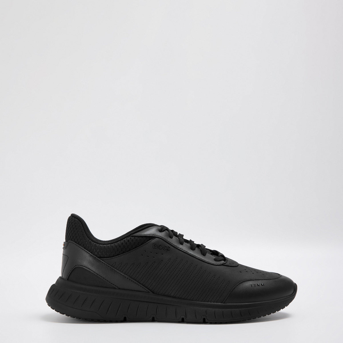 Titanis Trainers