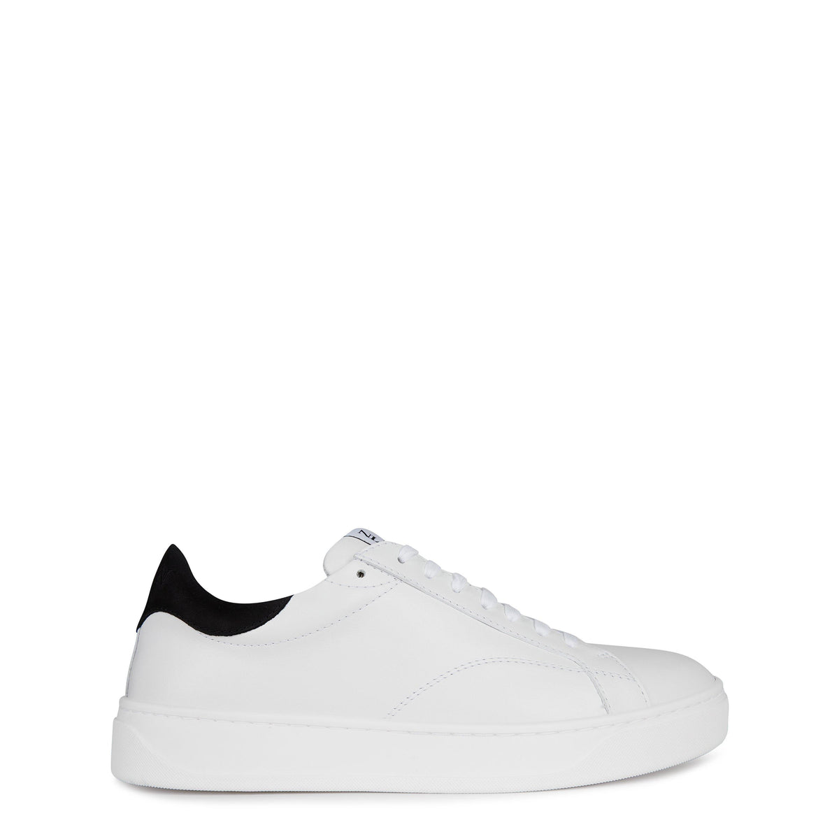 Ddb0 Sneaker