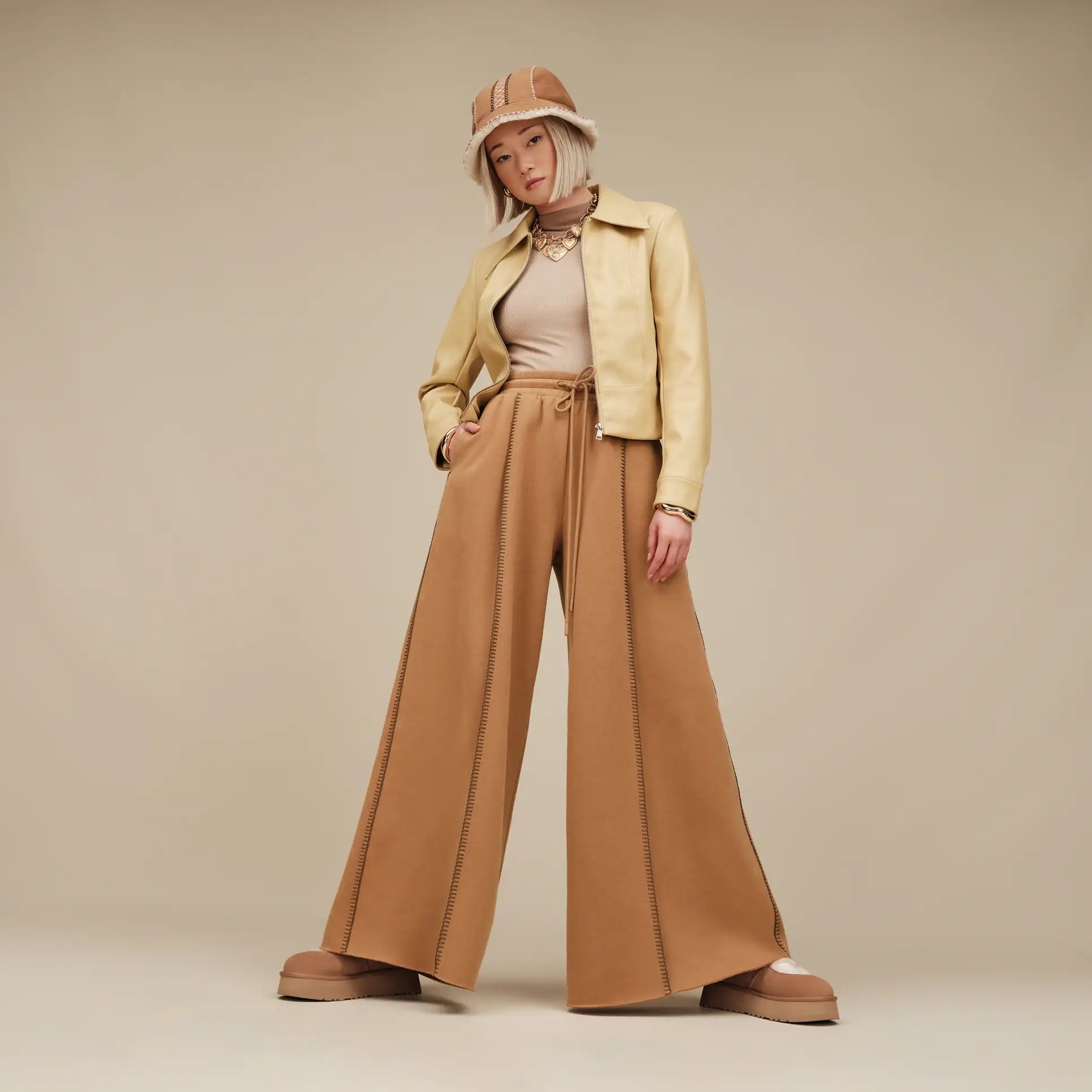 UGG® Bea Mary Jane – Classic Comfort Meets Chunky Cool