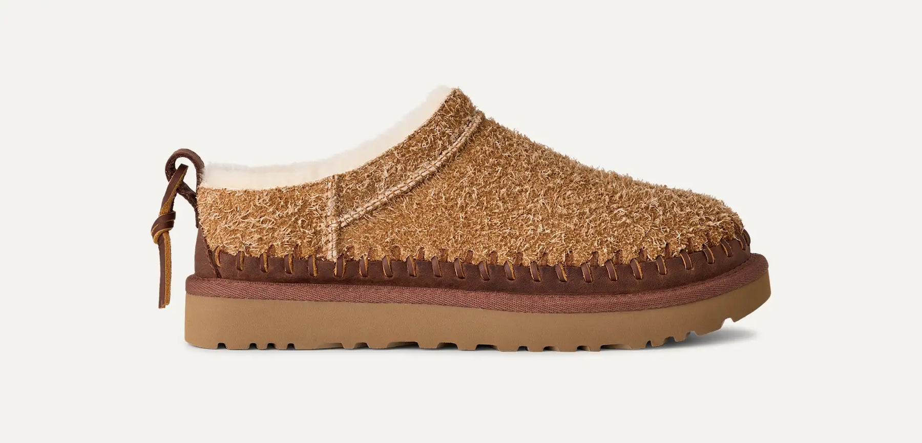 Classic Micro Biarritz – Coastal-Inspired Sheepskin Boot with Tassel Detail