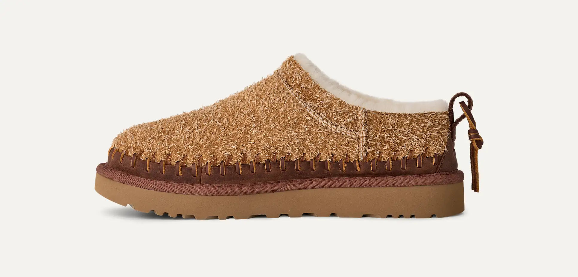 Classic Micro Biarritz – Coastal-Inspired Sheepskin Boot with Tassel Detail