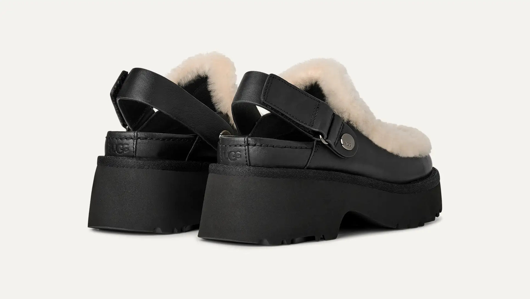 UGG® Esmee Leather Clog – Heritage Comfort, Elevated Style