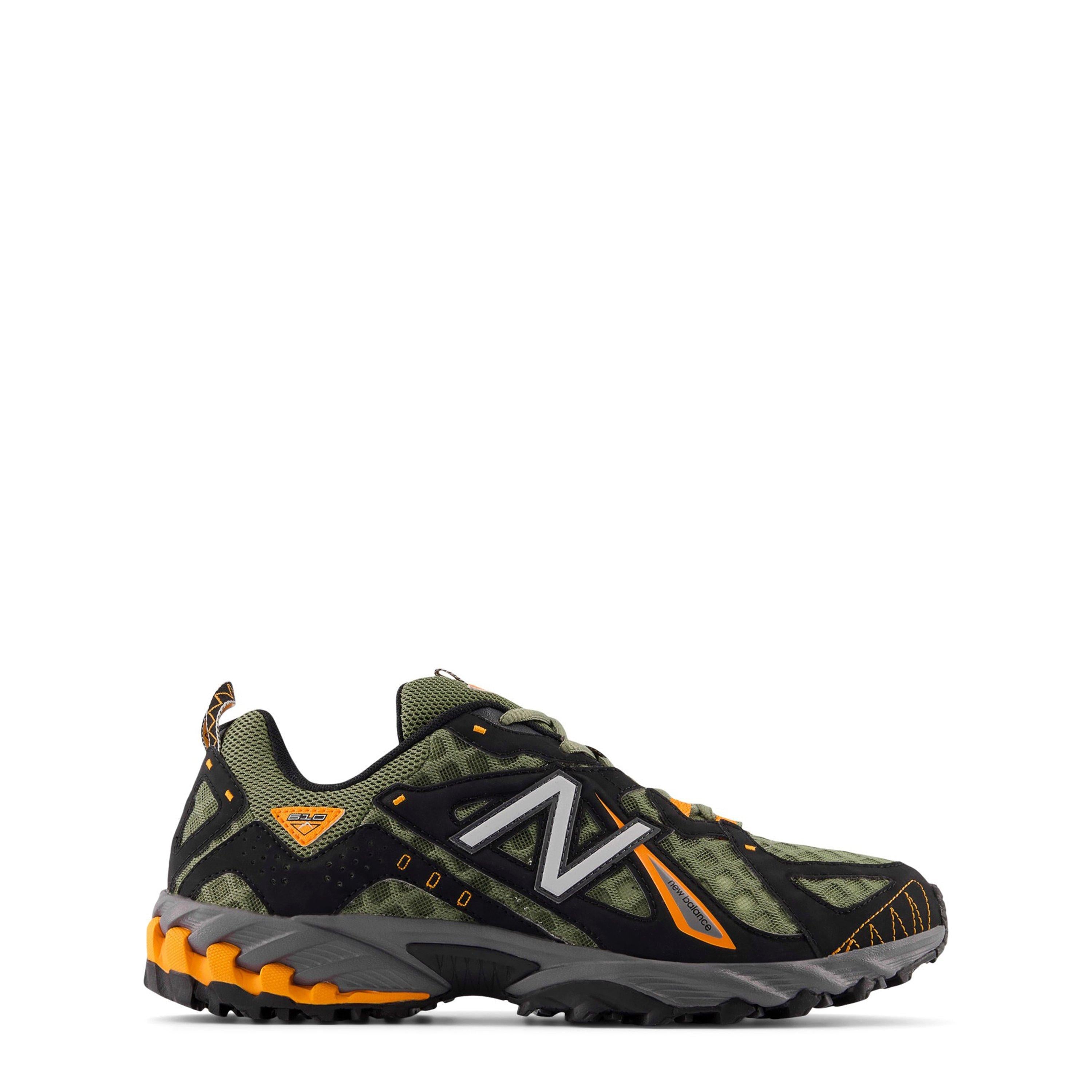 610t Sneakers