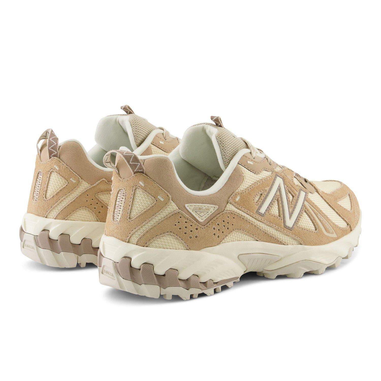 610t Sneakers