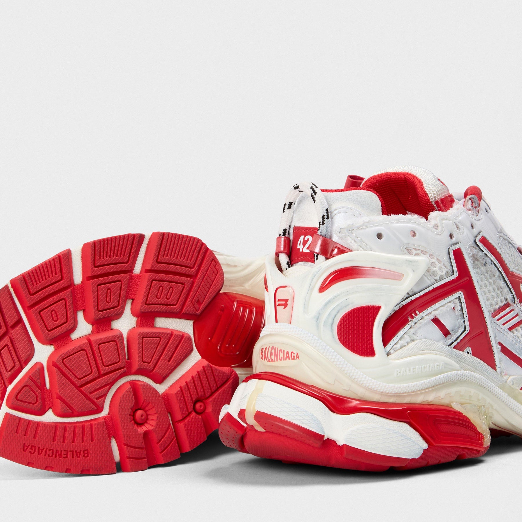Runner Sneakers