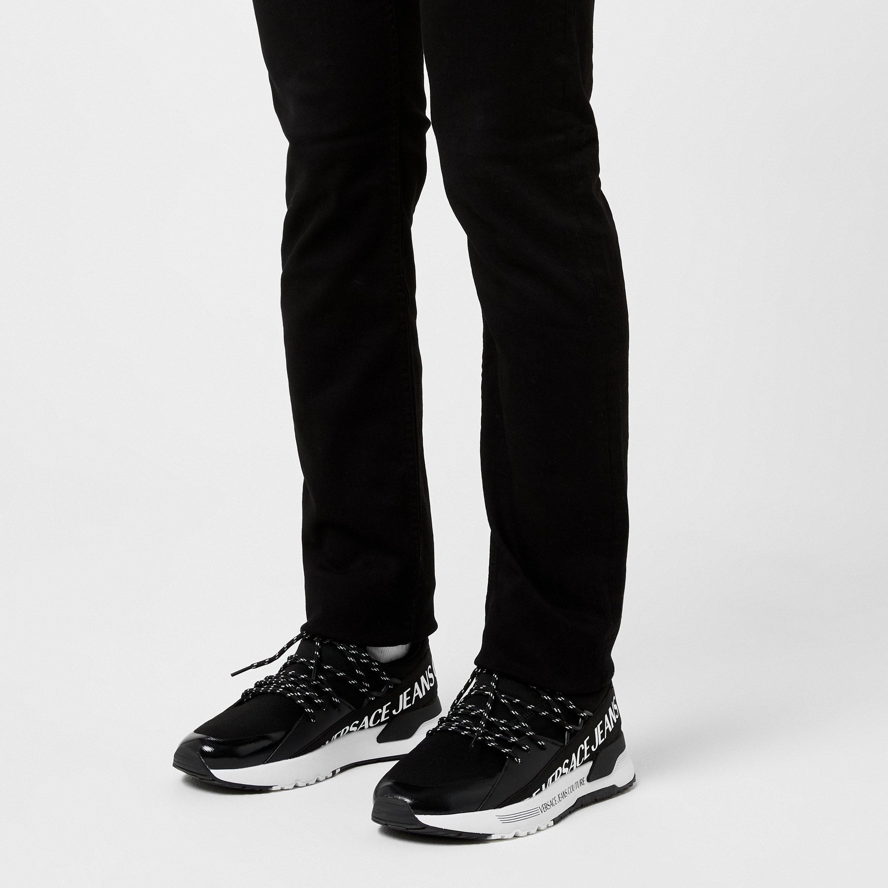 Dynamic Logo Trainers