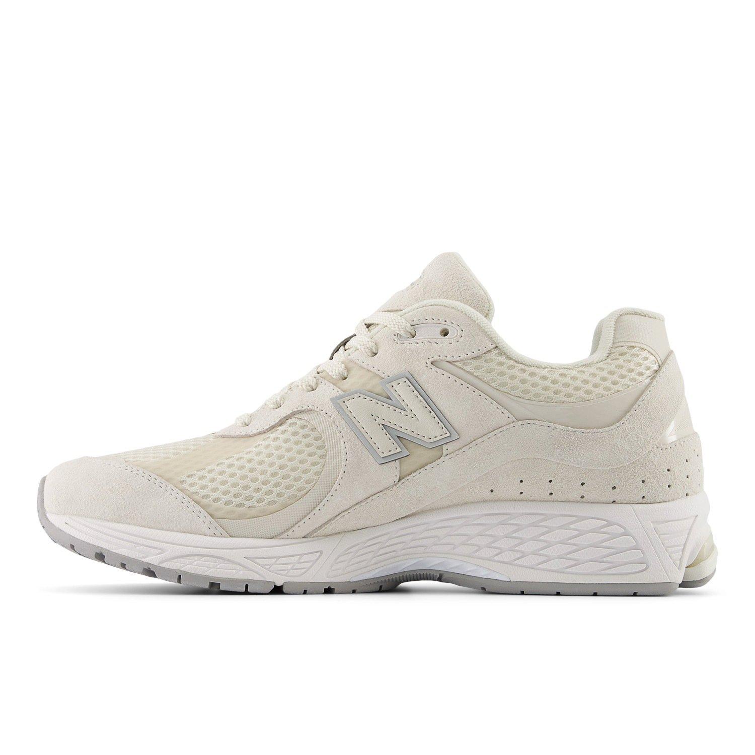 2002 New Balance Gore Tex Trainers
