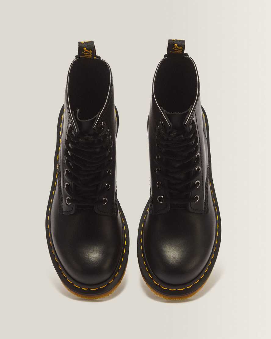1460 Women's Smooth Leather Lace Up Boots — Black