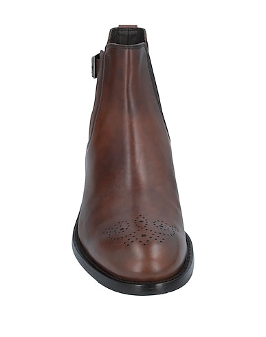 TOD'S ANKLE BOOTS
