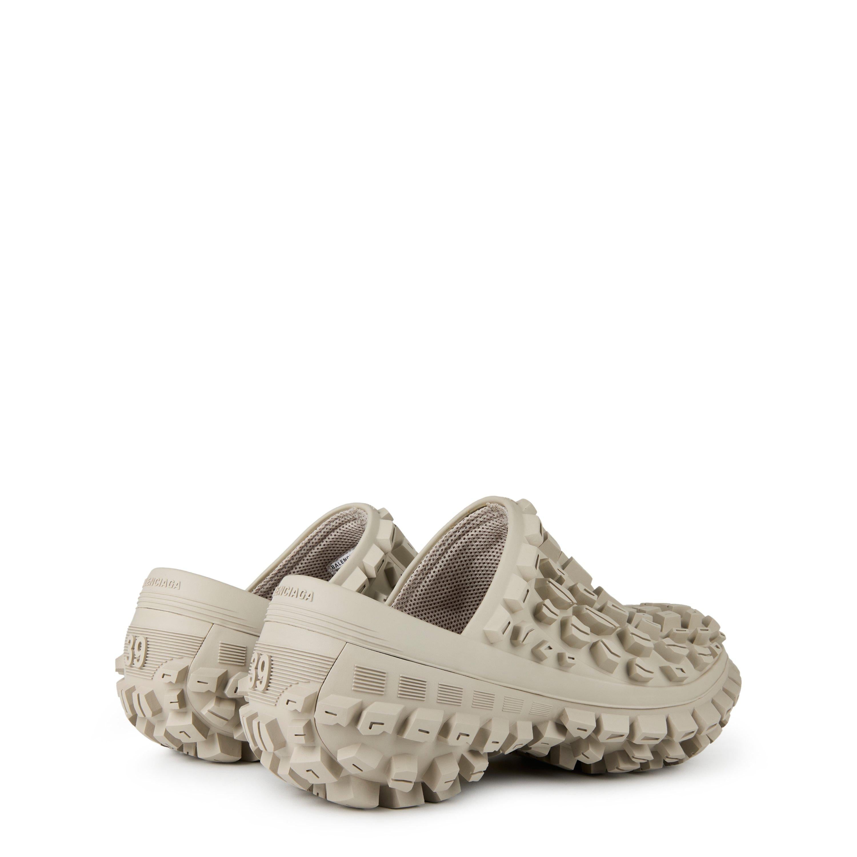 Bouncer Clog
