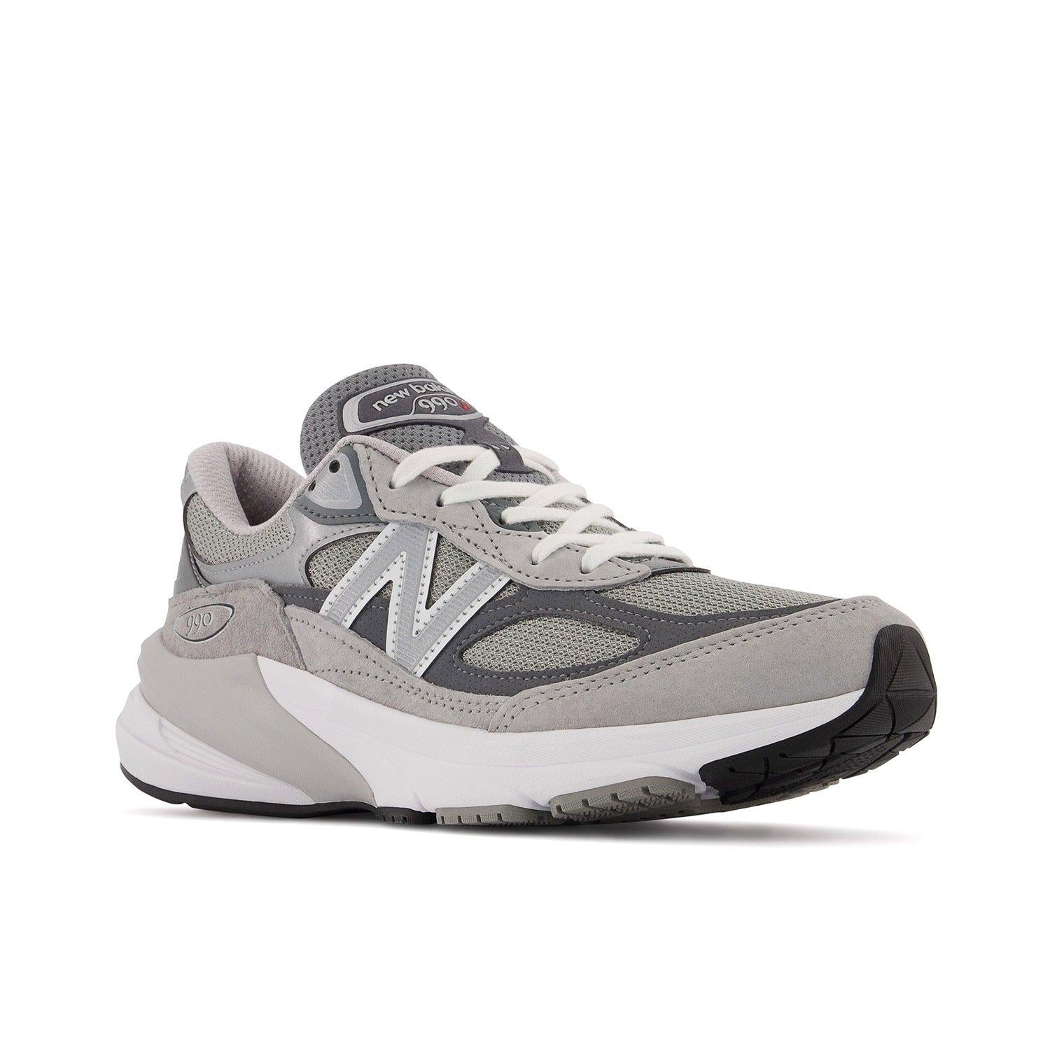 Made In The Usa 990v6 Trainers