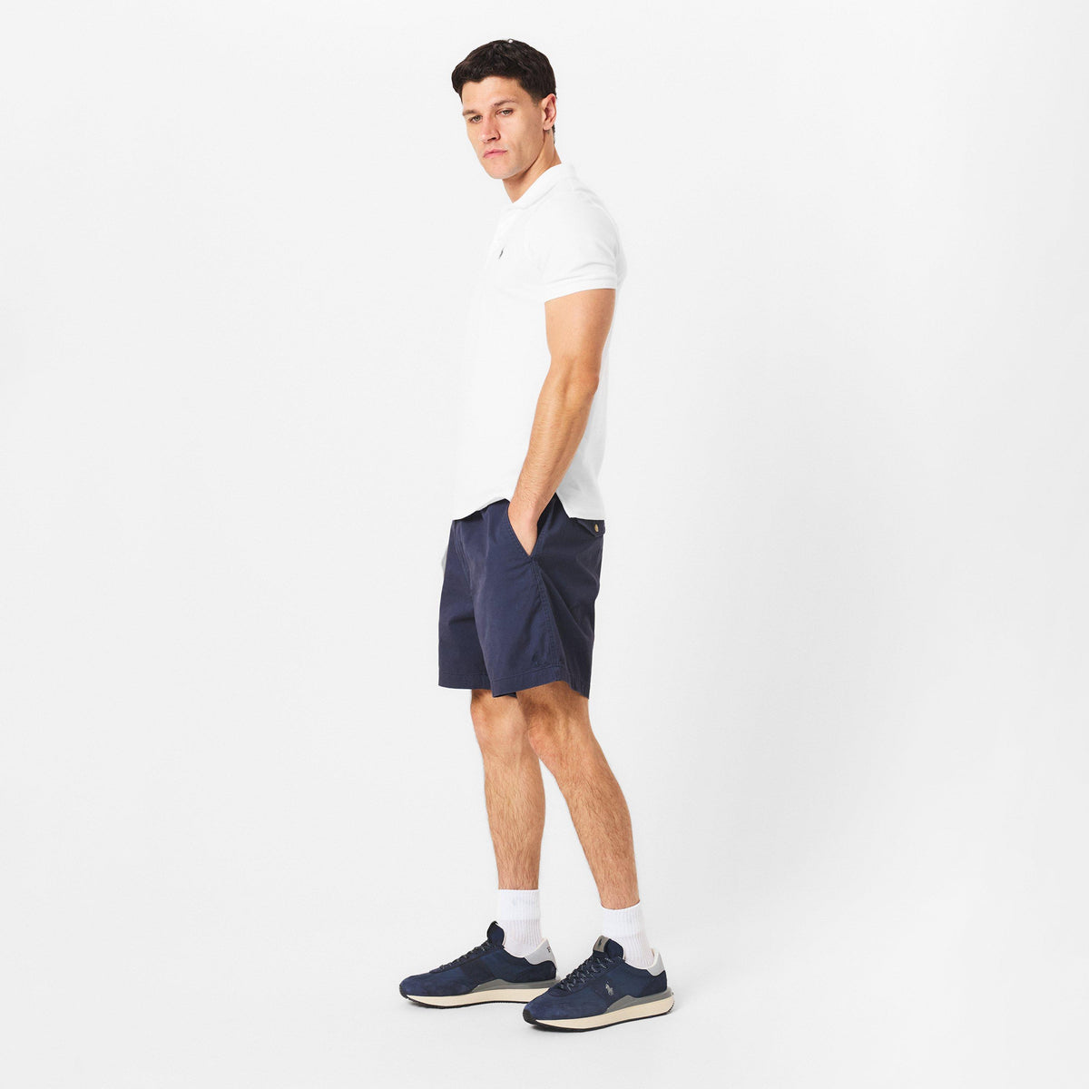 Train 89 Low-Top Trainers