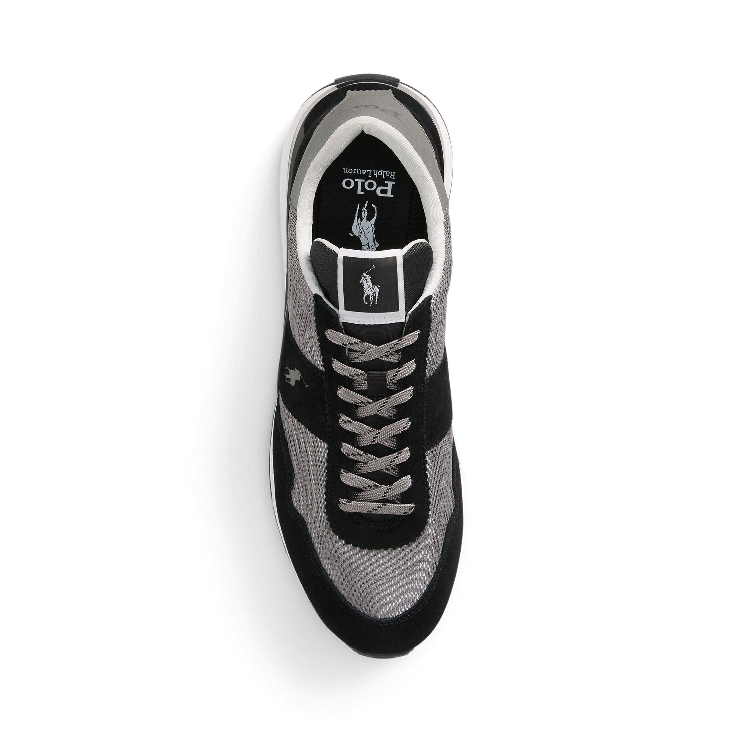 Train 89 Low-Top Trainers