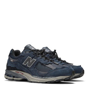 2002r Protection Trainers